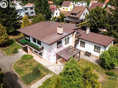 Продажа семейного дома Úvaly, Dobročovická 948 č. 3