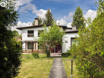 Продажа семейного дома Úvaly, Dobročovická 948 č. 6