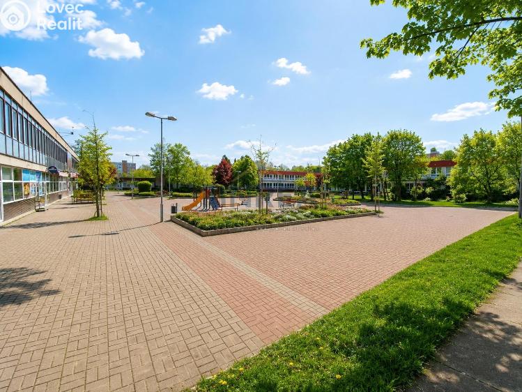 Pronájem bytu 1+KK Chomutov, Seifertova č. 3