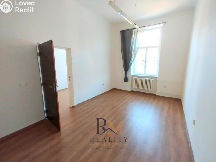 Rent office space Pardubice, náměstí Čs. legií č. 4