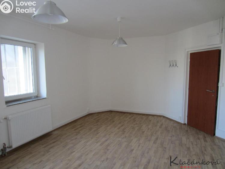 Rent apartment 1+KK Zlín, Štefánikova 17/23 č. 5