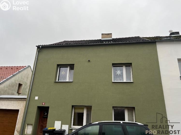 Prodej činžovního domu Chabařovice, V Aleji č. 1