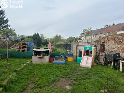 Продажа многоквартирного дома Chabařovice, V Aleji č. 41