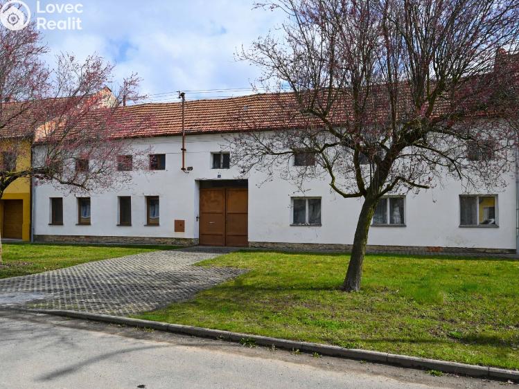 Prodej rodinného domu Ivaň č. 1