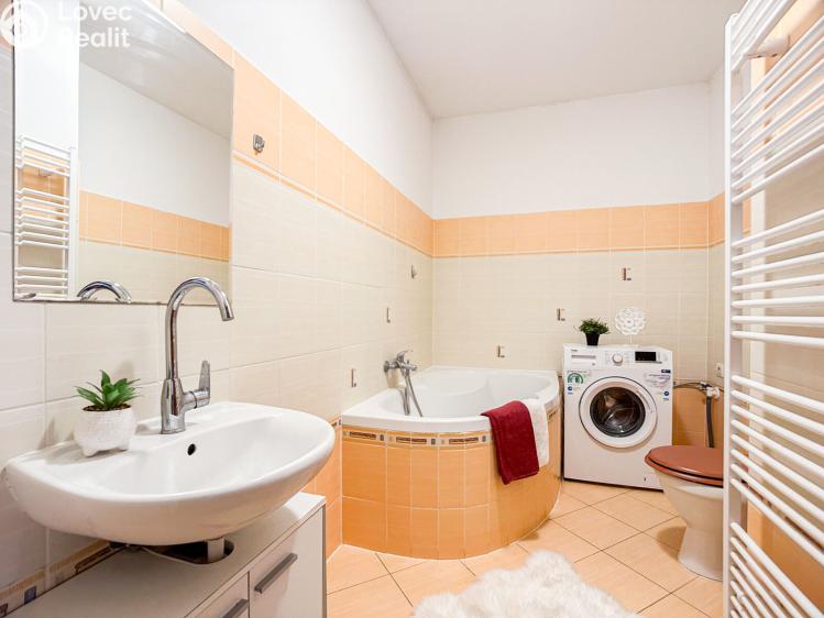 Pronájem bytu 2+KK Olomouc, Fischerova č. 3