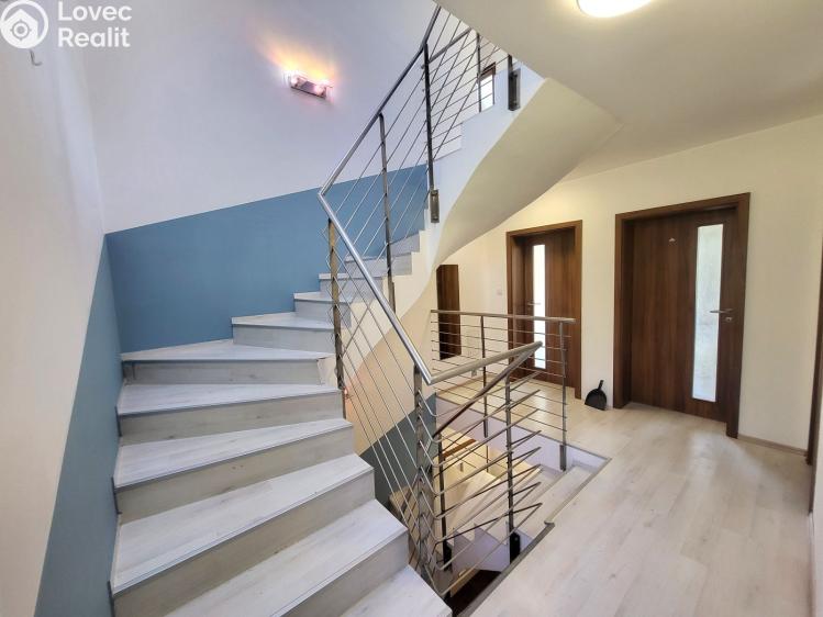 Prodej rodinného domu Praha, Všerubská 1080/18a č. 9