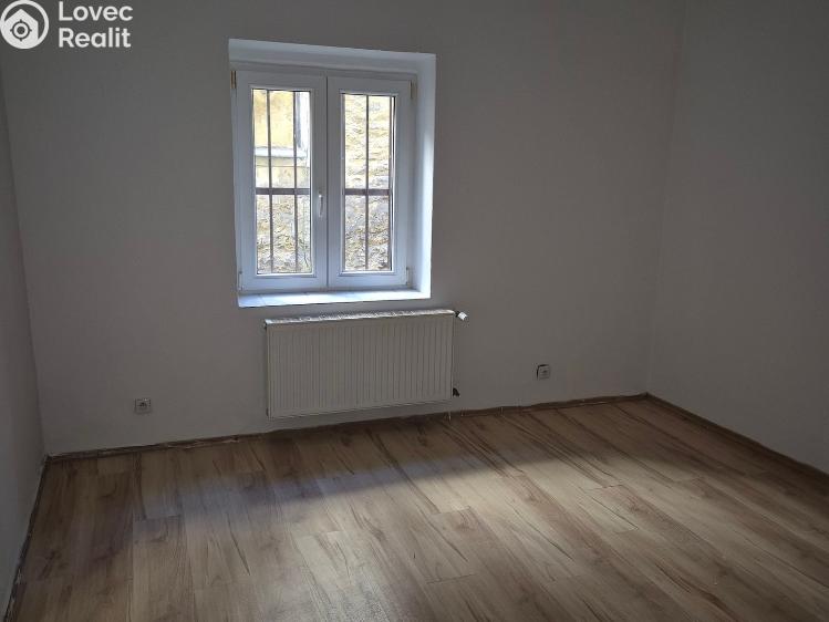 Pronájem bytu 2+KK Cheb, Úzká 372/10 č. 6