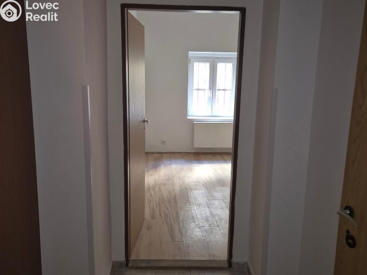 Pronájem bytu 2+KK Cheb, Úzká 372/10 č. 11