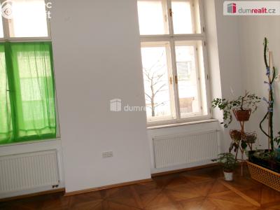 Sale apartment 4+KK Praha 2, Škrétova č. 8