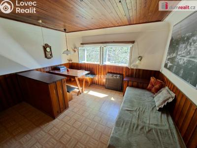 Sale hut Černé Voděrady, Přestvůrka 5109 č. 23