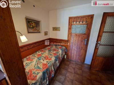 Sale hut Černé Voděrady, Přestvůrka 5109 č. 27