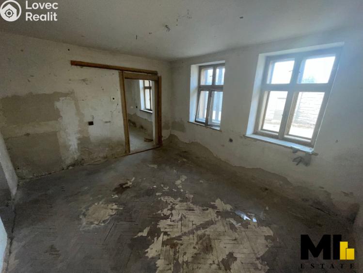 Prodej rodinného domu Počenice-Tetětice č. 4