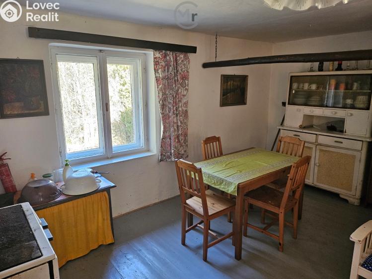 Prodej rodinného domu Valašská Bystřice č. 8