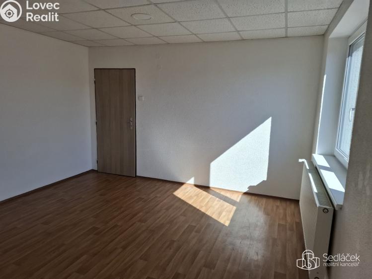 Pronájem bytu 3+1 Sokolov, Chebská č. 8