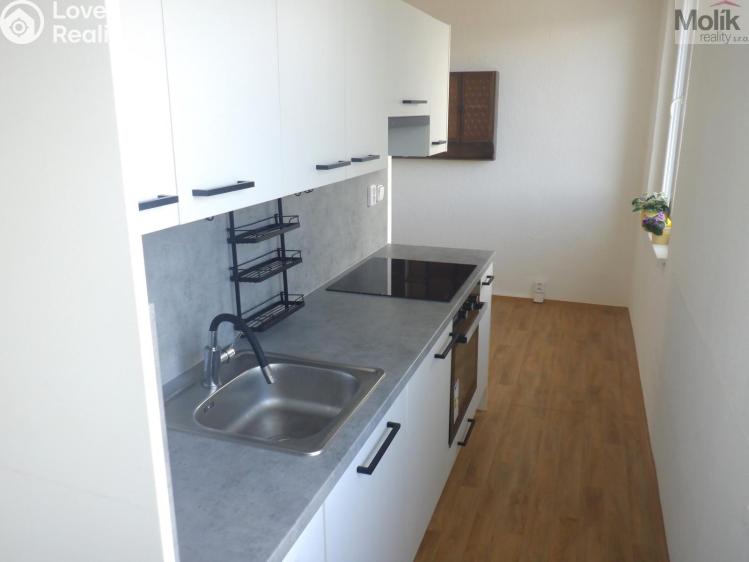 Продажа квартиры 2+1 Chomutov, Bezručova 4202 č. 3
