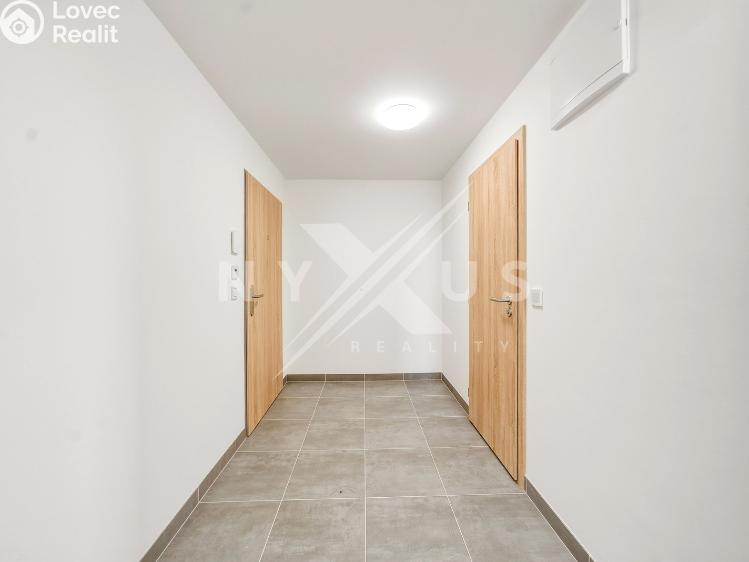 Pronájem bytu 2+KK Praha, Strančická 3339/41 č. 9