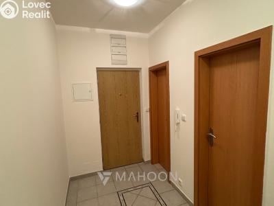 Rent apartment 2+KK Praha, Prosecká č. 15