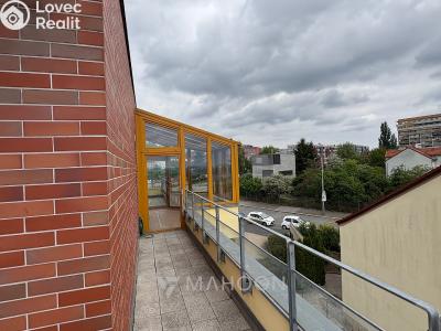 Rent apartment 2+KK Praha, Prosecká č. 13