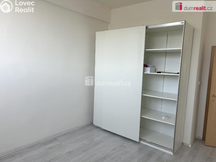 Pronájem bytu 3+KK Zruč nad Sázavou, náměstí Míru č. 10