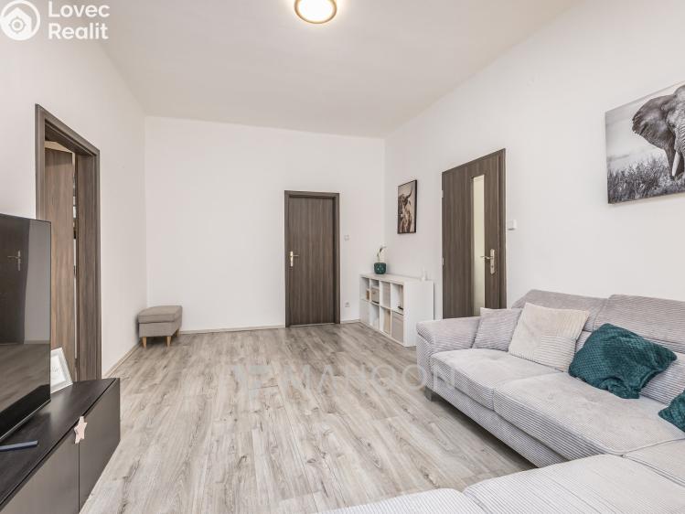 Sale apartment 2+KK Praha, Bednářská č. 4