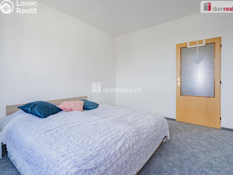 Pronájem bytu 3+1 Český Krumlov, Sídliště Plešivec č. 11