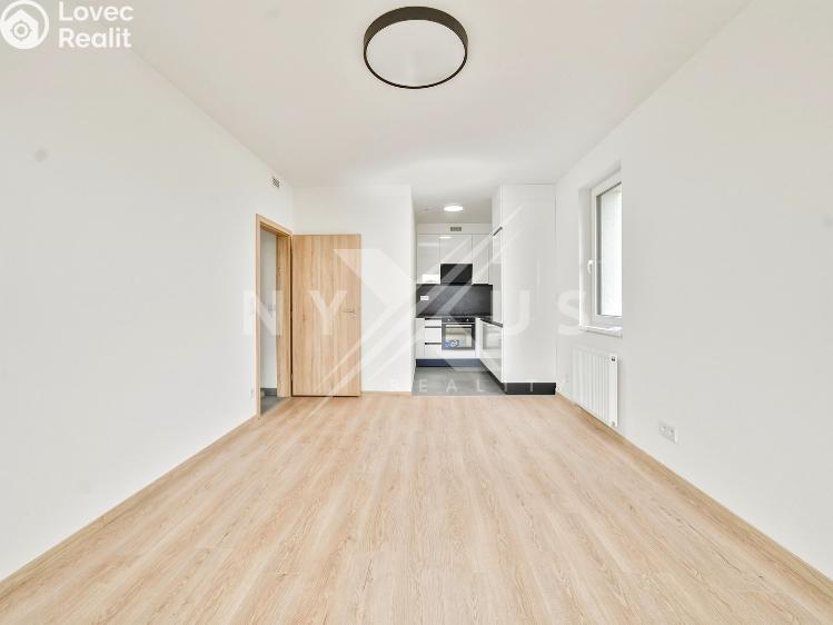 Pronájem bytu 2+KK Praha, Strančická 3339/41 č. 2