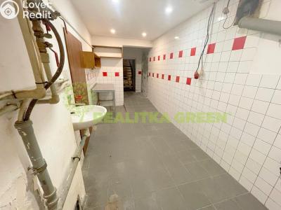 Rent commercial space Želechovice nad Dřevnicí, 4. května 237 č. 9
