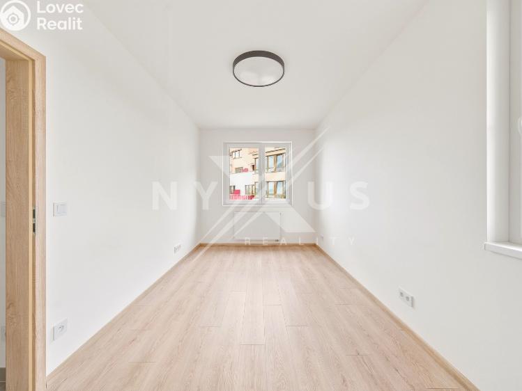 Pronájem bytu 3+KK Praha, Strančická 3339/41 č. 8