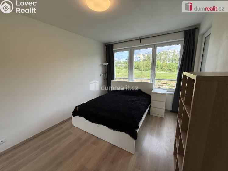 Prodej bytu 3+KK Praha-Řeporyje, Toufarova č. 12