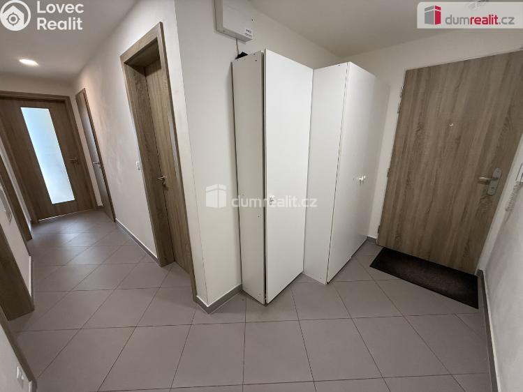 Prodej bytu 3+KK Praha-Řeporyje, Toufarova č. 14