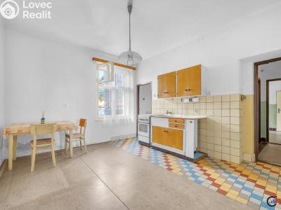 Продаж сімейного будинку Pardubice, Husitská č. 11