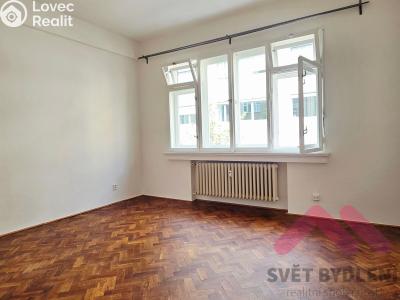 Rent apartment 1+1 Praha, Kouřimská č. 5