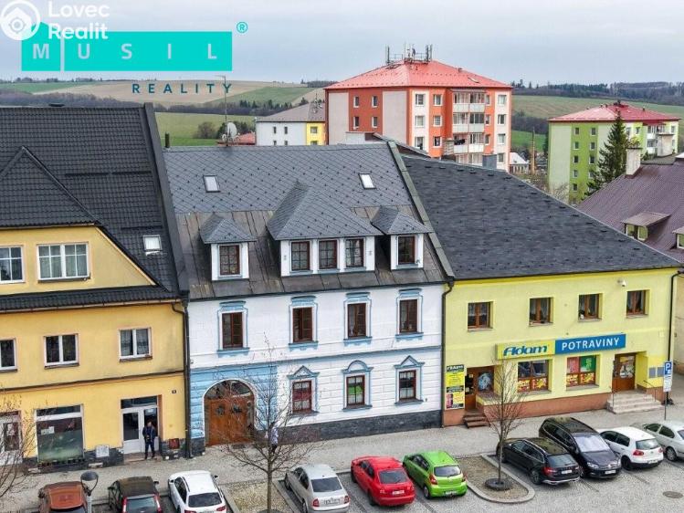 Sale apartment building Moravský Beroun, náměstí 9. května 145 č. 4