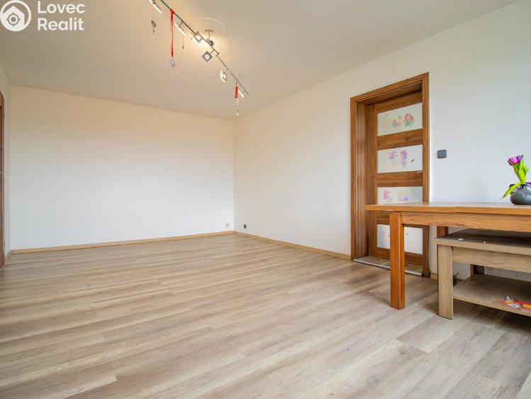 Prodej bytu 3+1 Klatovy, Pod Koníčky 452 č. 13