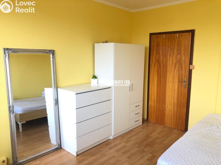 Rent apartment 1+KK Praha, Rodopská č. 1