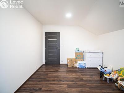 Prodej rodinného domu Obrnice, nám. 5. května 123 č. 17
