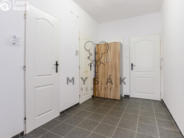 Sale office space České Budějovice, O. Nedbala 332/18 č. 12