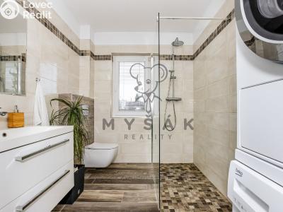 Продажа офисного помещения České Budějovice, O. Nedbala č. 11