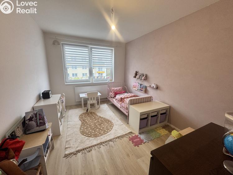 Prodej bytu 3+KK Milovice, Armádní 895 č. 9