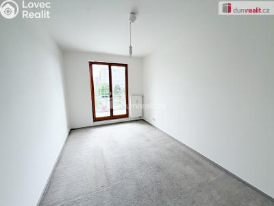 Sale apartment 2+KK Praha 13, Eberlova č. 7
