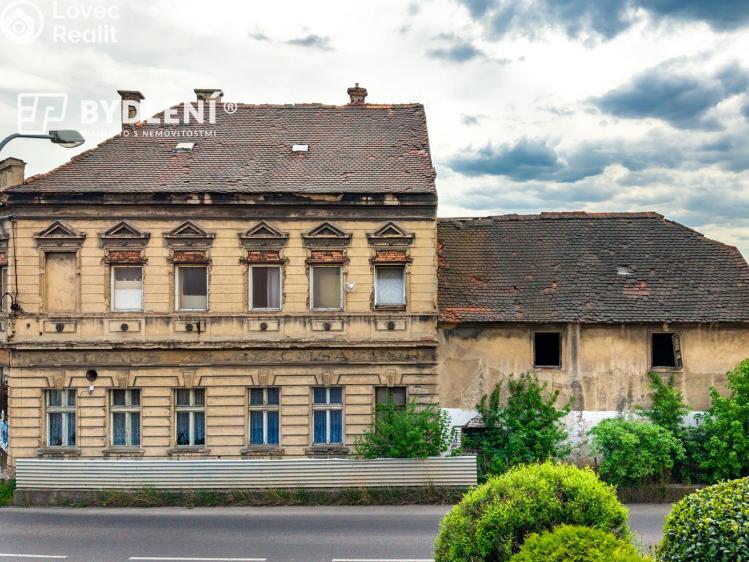 Sale apartment building Teplice, nám. Osvobození 34 č. 7