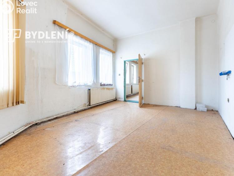 Sale apartment building Teplice, nám. Osvobození 34 č. 22