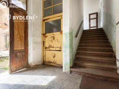 Продажа многоквартирного дома Teplice, nám. Osvobození 34 č. 15