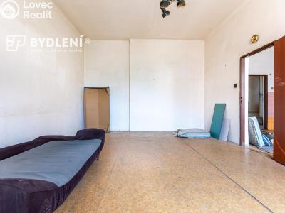 Продажа многоквартирного дома Teplice, nám. Osvobození 34 č. 27