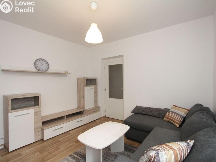 Rent apartment 2+1 Pardubice, Stavařov 91 č. 2