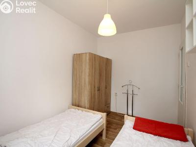 Аренда квартиры 2+1 Pardubice, Stavařov 91 č. 9