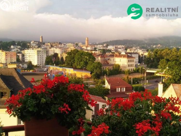 Prodej bytu 4+KK Jablonec nad Nisou, Vilová č. 22