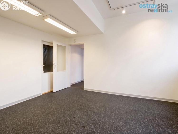 Продажа офисного помещения Ostrava, Obránců míru 238/33 č. 6