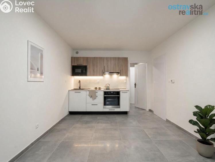 Prodej bytu 1+KK Ostrava, Na Lánech 250/74 č. 2
