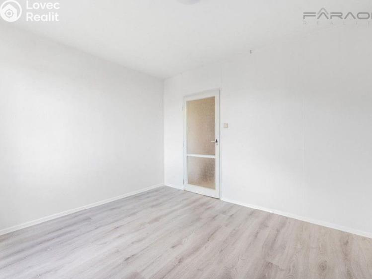 Prodej bytu 2+1 Praha, Nekvasilova č. 8